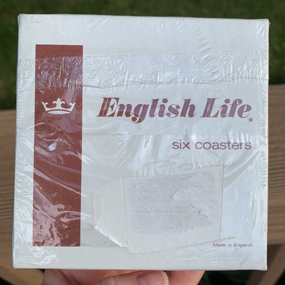 Set of 6 round coasters made in England. Peony design on black. Un-opened - Picture 2 of 6